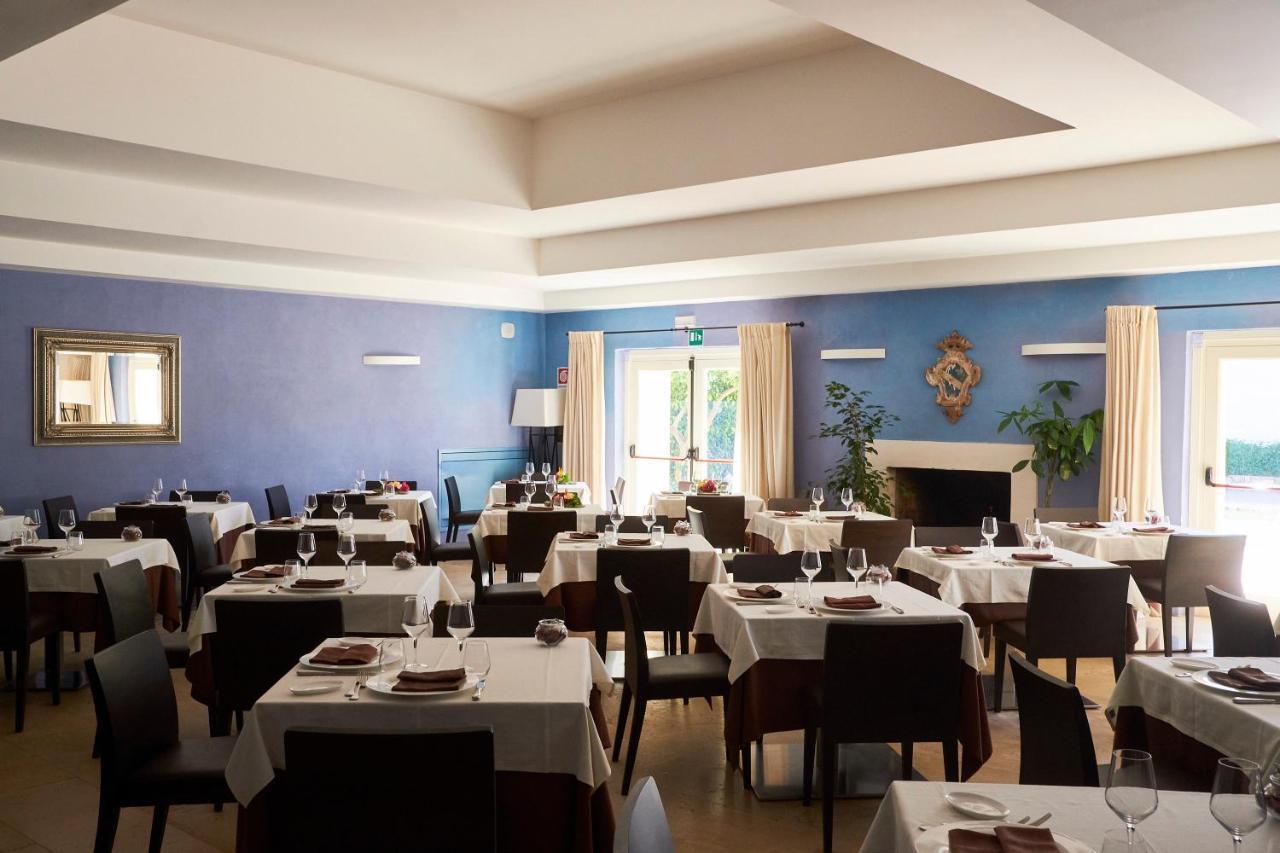 Dolce By Wyndham Siracusa I Monasteri Golf & Spa Siraküza Dış mekan fotoğraf Restaurant